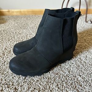 EUC Sorel Booties 10 Womens Wedge Joan of Arc Black